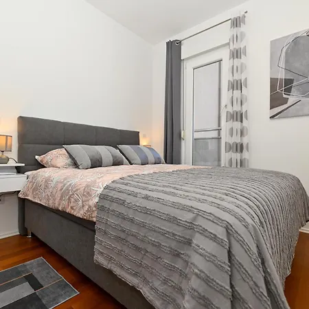 Διαμέρισμα Comfort With Parking & View Σπλιτ